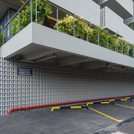 Sans Hotel Rg Living Jogja By Reddoorz Pakualaman Екстер'єр фото