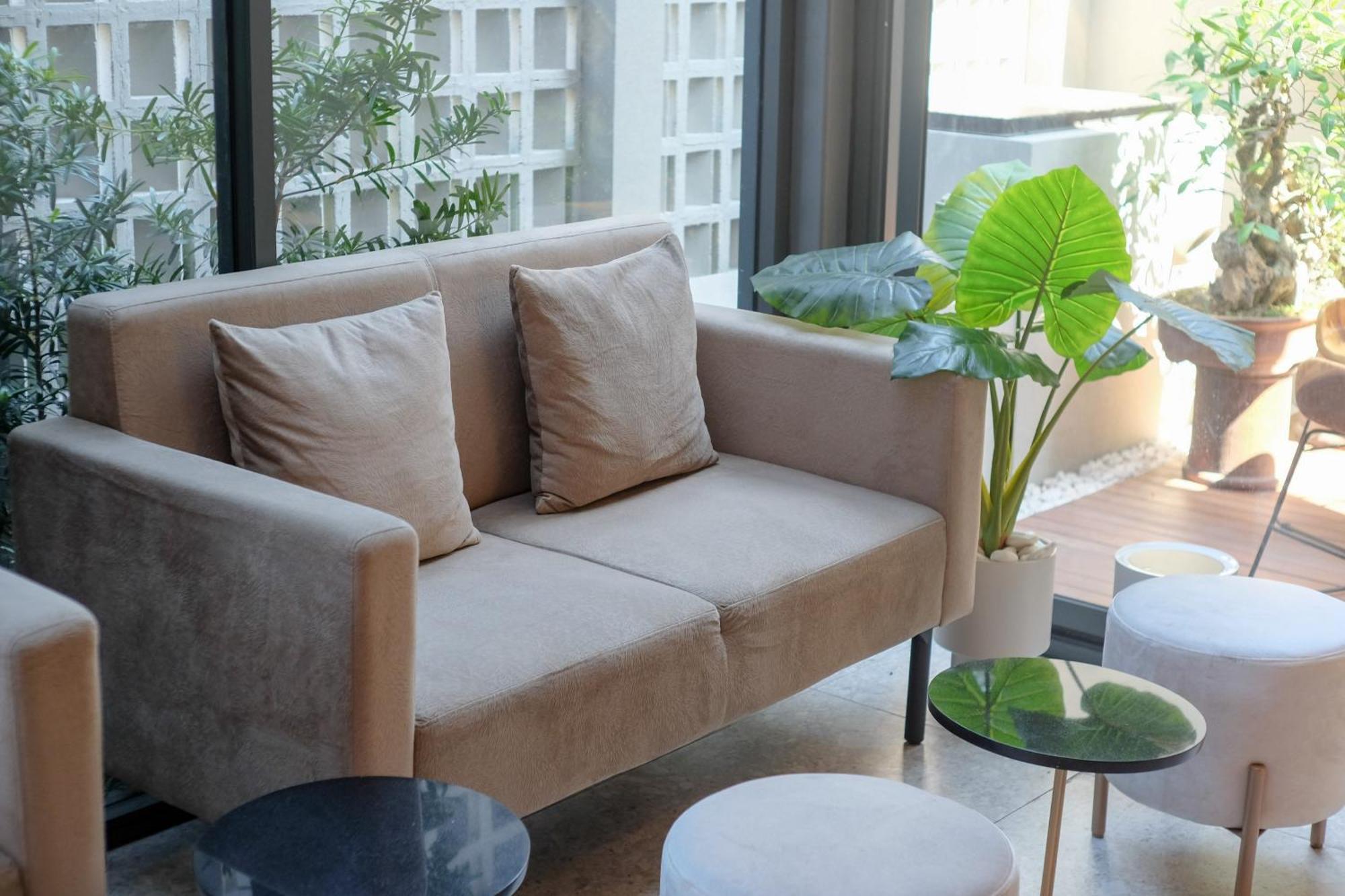 Sans Hotel Rg Living Jogja By Reddoorz Pakualaman Екстер'єр фото