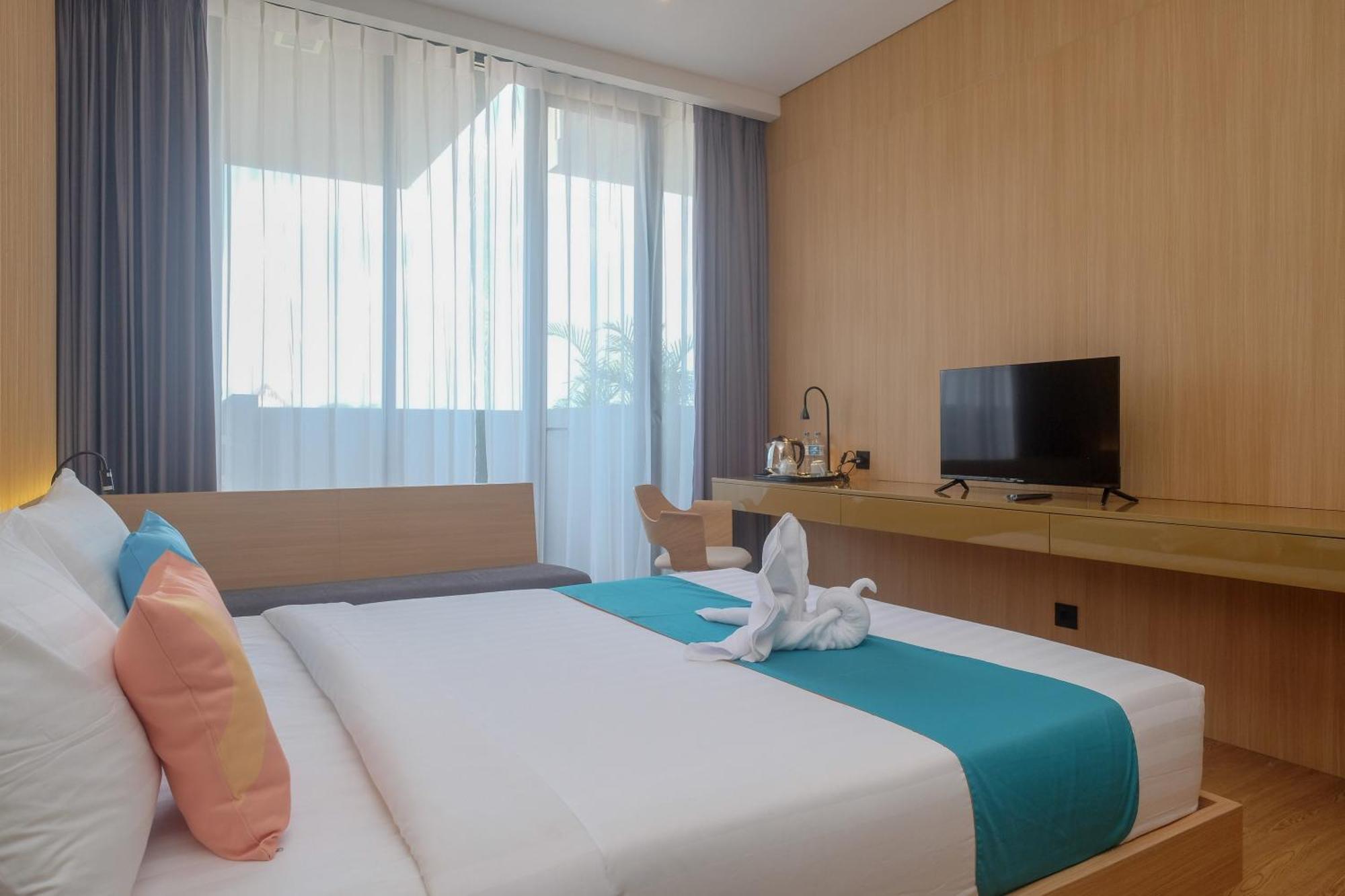 Sans Hotel Rg Living Jogja By Reddoorz Pakualaman Екстер'єр фото
