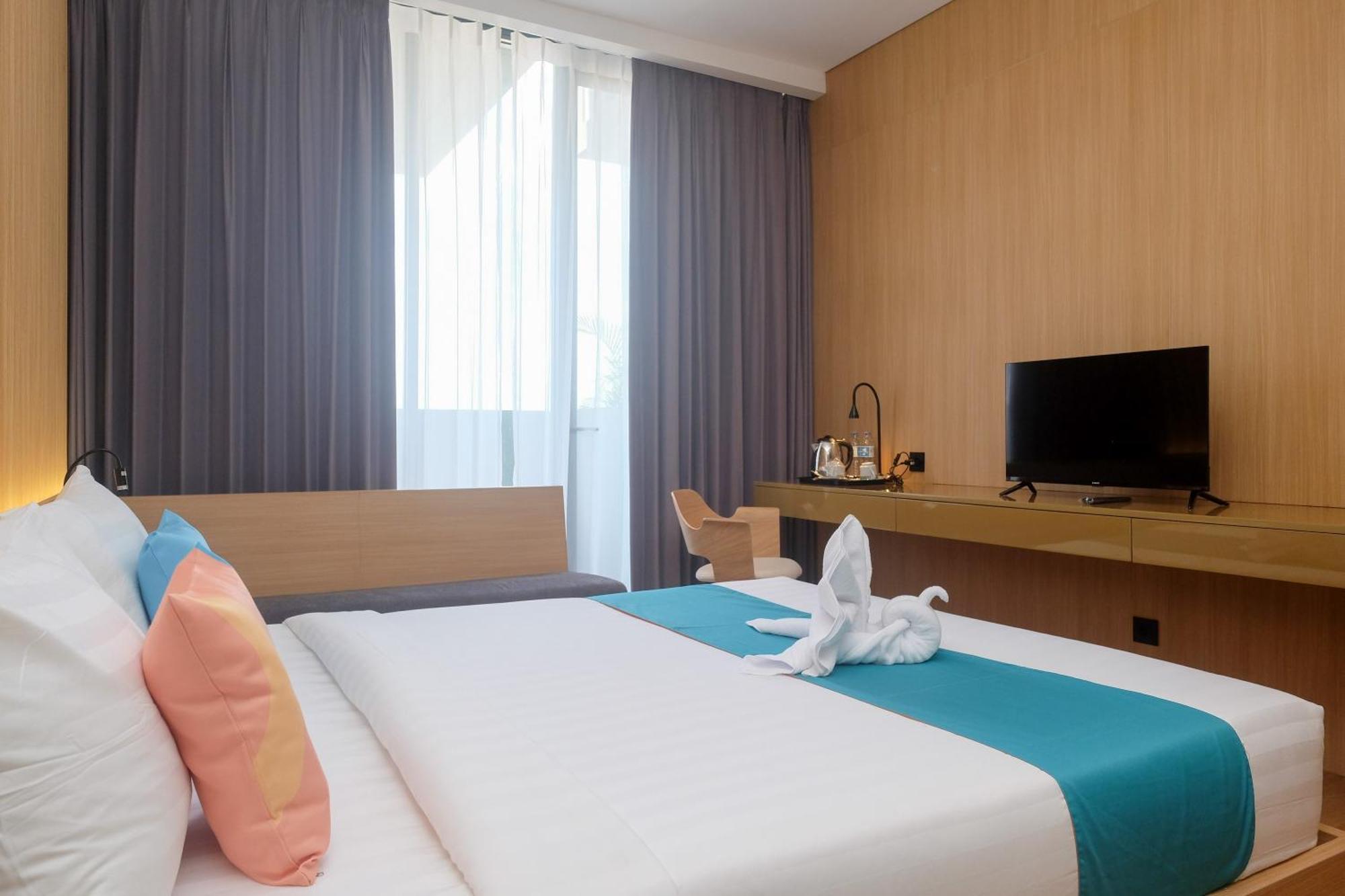 Sans Hotel Rg Living Jogja By Reddoorz Pakualaman Екстер'єр фото