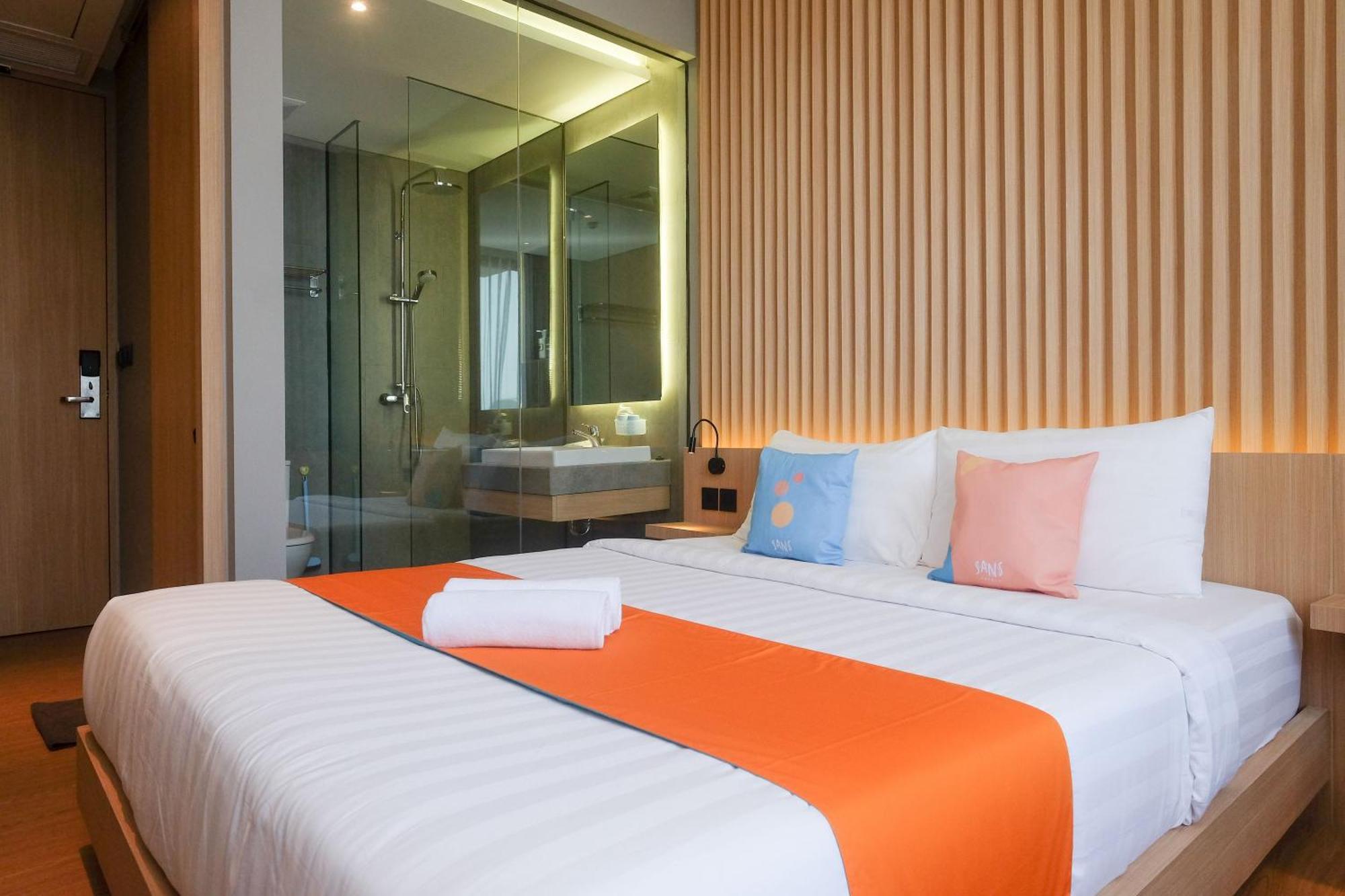 Sans Hotel Rg Living Jogja By Reddoorz Pakualaman Екстер'єр фото